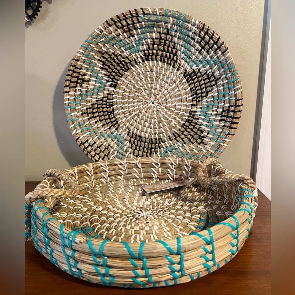 NWT handcrafted in Vietnam rattan tray set 12” and 13.5” one with handles